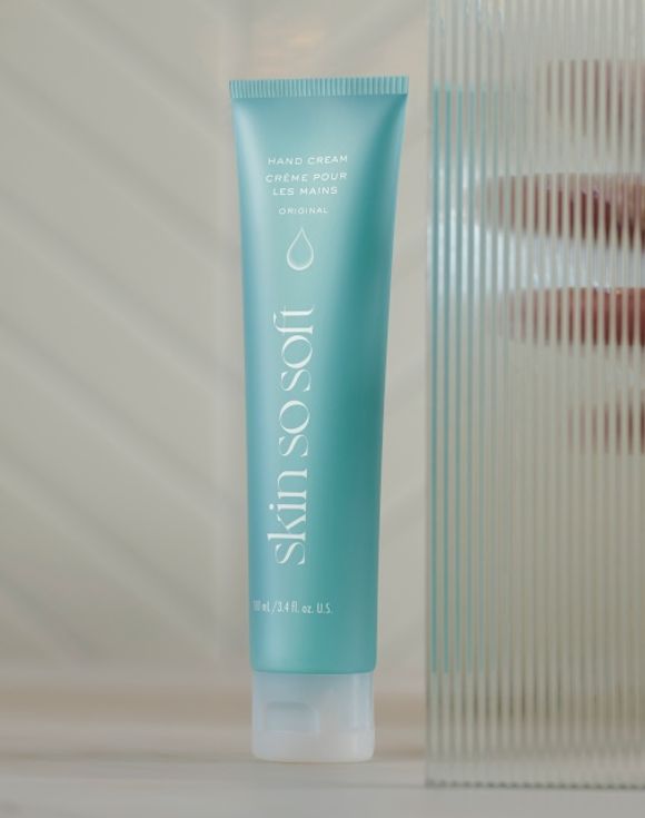 Skin So Soft Radiant Moisture Replenishing Hand Cream