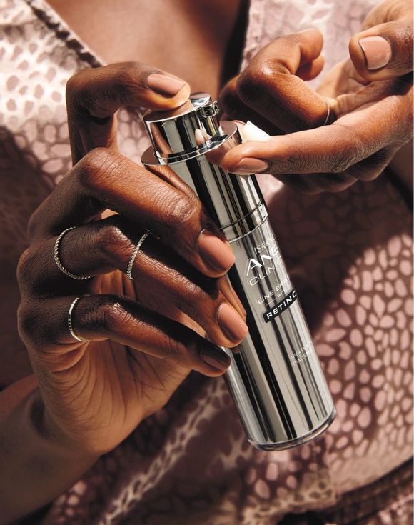 Isa Knox ANEW Clinical Line Eraser With Retinol Targeted Treatment