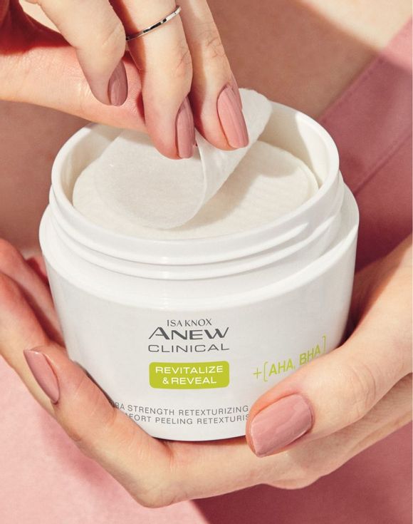 Isa Knox Anew Clinical Revitalize and Reveal Extra Strength Retexturizing Peel