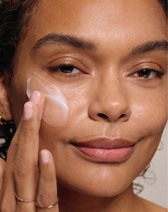 Anew Bare Daily Moisture Gel Cream