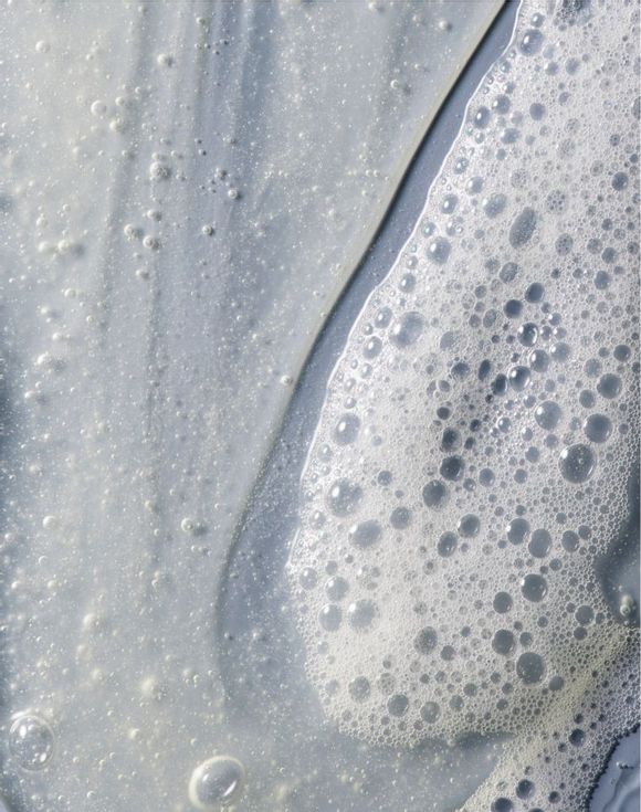 Skin So Soft Plus HydroPlenish With Hyaluronic Acid Shower Gel
