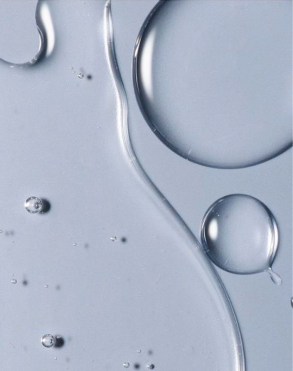 Skin So Soft Plus HydroPlenish With Hyaluronic Acid Bath and Body Oil