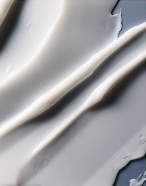 Skin So Soft Plus HydroPlenish With Hydrating Hyaluronic Acid Body Lotion