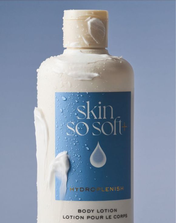 Skin So Soft Plus HydroPlenish With Hydrating Hyaluronic Acid Body Lotion