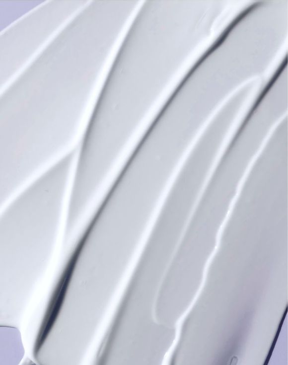 Skin So Soft Radiant Renew with Retinol Body Lotion