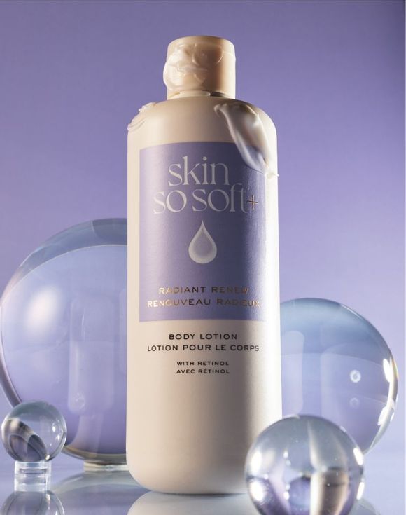 Skin So Soft Radiant Renew with Retinol Body Lotion