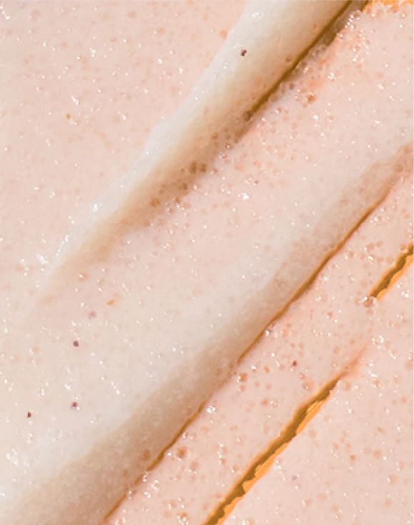 Close-up of Senses Caramel Sol body scrub golden texture