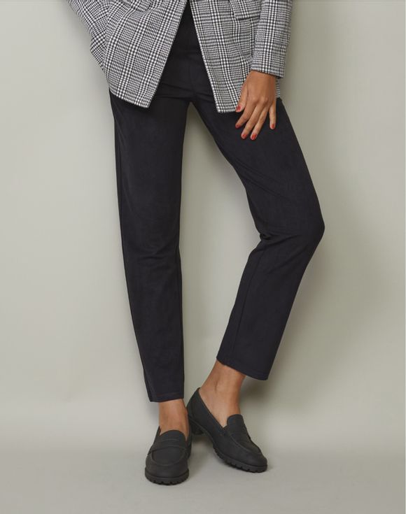 Sueded Pant side pocket detail