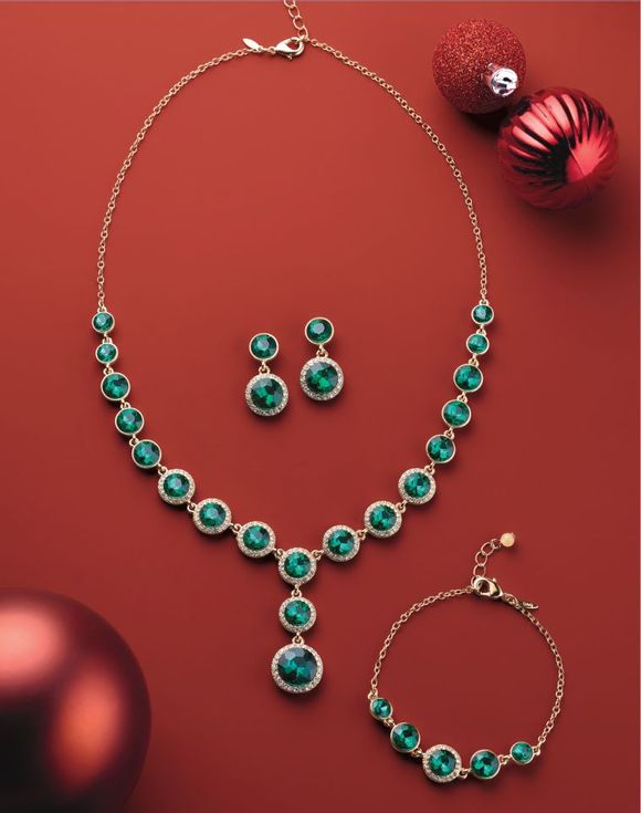 Evergreen Jewels Necklace & Earring Set $11.99 FINAL SALE