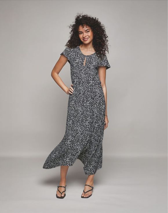Patterned Dress – model wearing dress, full-length front view with sandals