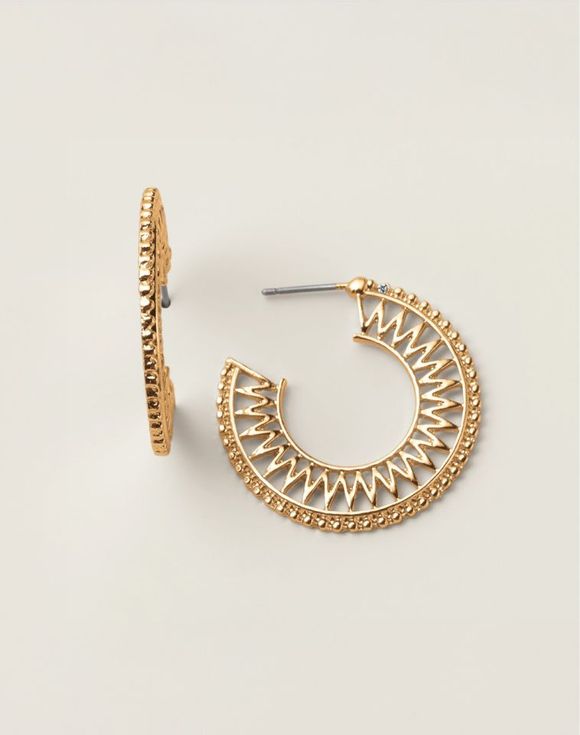 Woven Glow Hoop Earrings - Detail