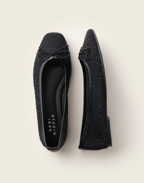 Embellished Flat