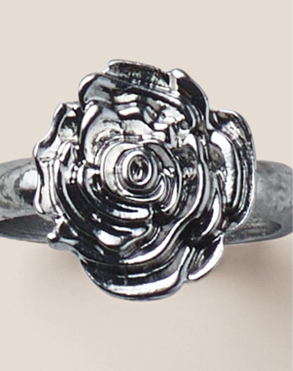 Vintage Rosebud Ring