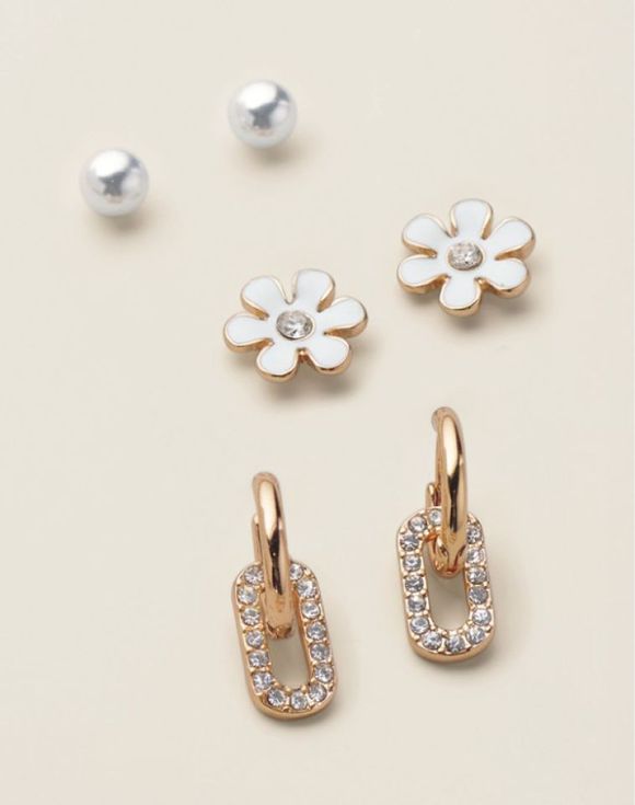 Sweet Daisy Earring Set