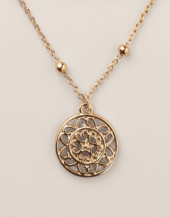 Radiant Horizon Layered Necklace