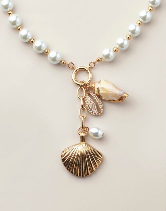 Pearly Tides Necklace