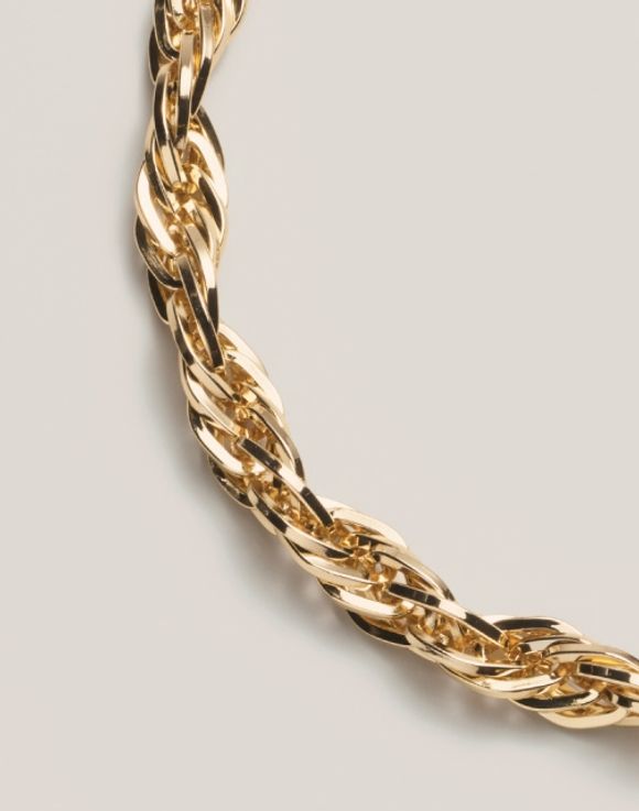 Tasteful Twist Necklace - flat lay