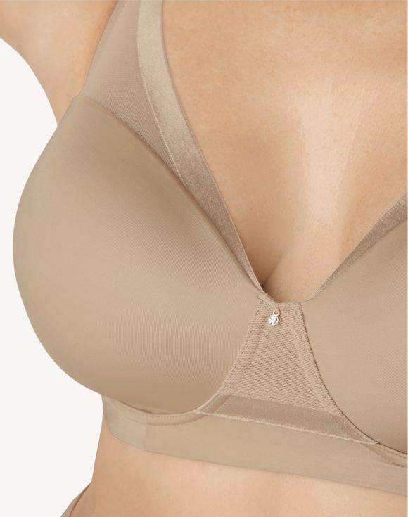 Bali Flawless Fit Wirefree Foam Bra DF1971 - back view showing racerback straps